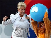 Bóng đá anh, ngoại hạng anh, lịch thi đấu euro 2012, Xuxa từng khước từ hôn nhân với M. Jackson?
